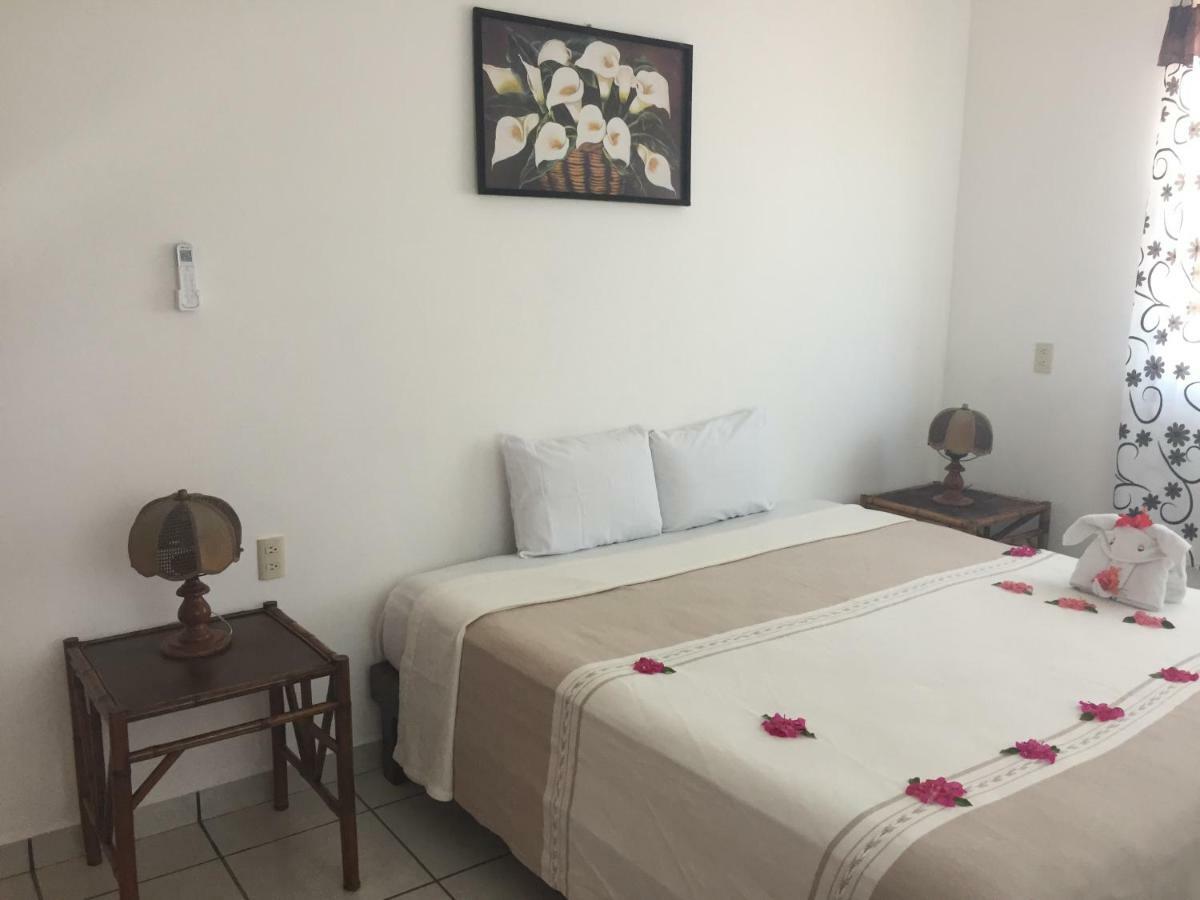 Departamentos Lalo Apartamento Zihuatanejo Exterior foto